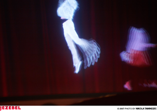 Illustration for article titled Fashion Show Featuring Holograms Clearly Bad